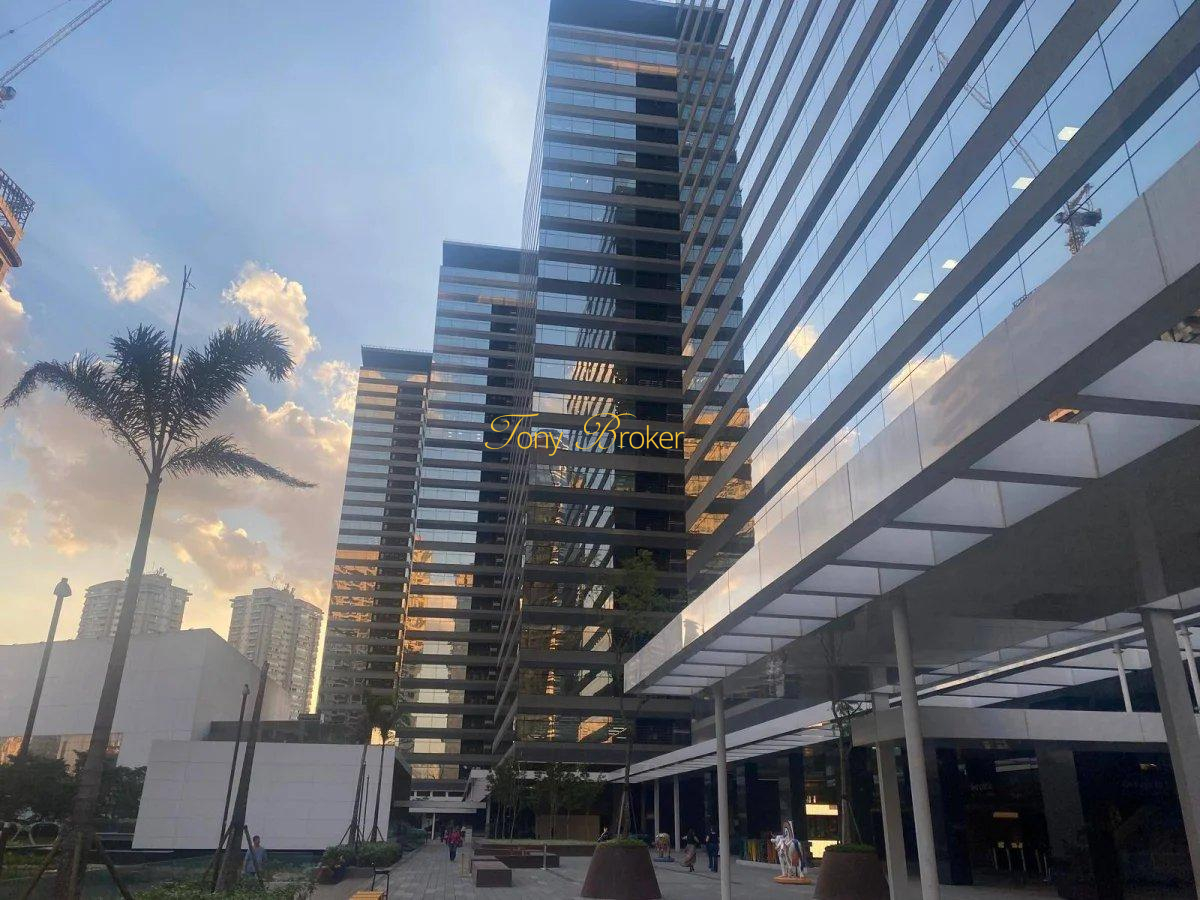 Apartamento de luxo à venda, com 4 quartos, 227m²